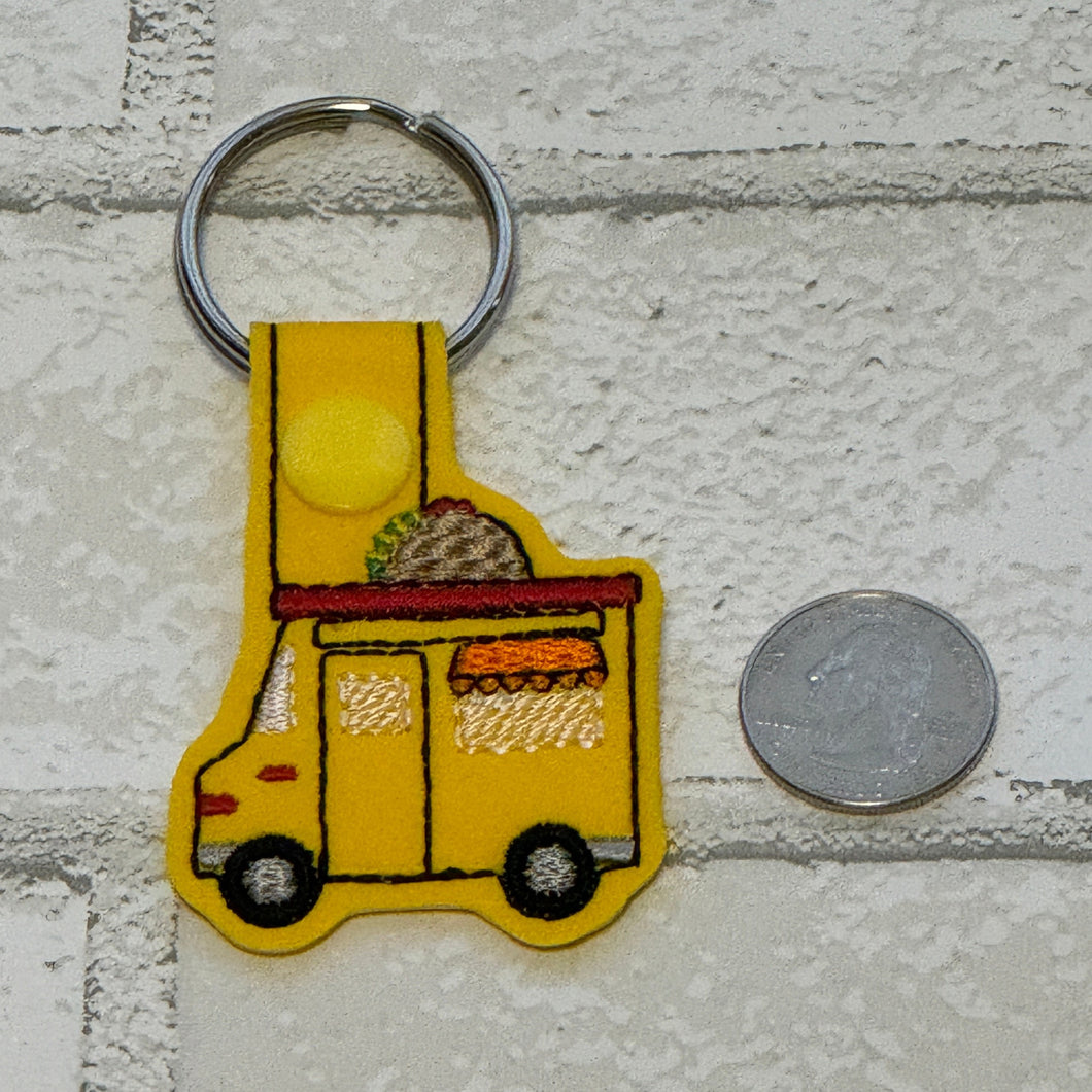 Quarter holder keychain, Cart Quarter Keychain to hold coin, Taco Truck Design, Aldi Keychain