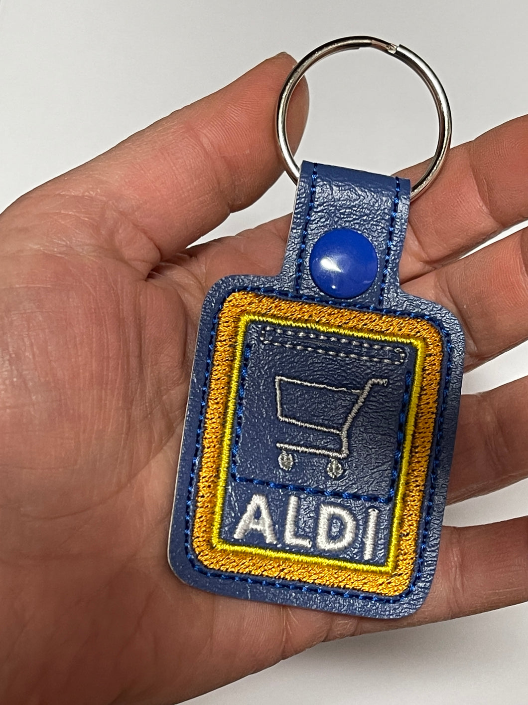 Aldi quarter holder Shopping cart keychain, Embroidered with Grocery cart outline